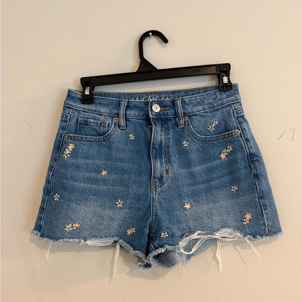 American eagle denim embroidered shorts size 0